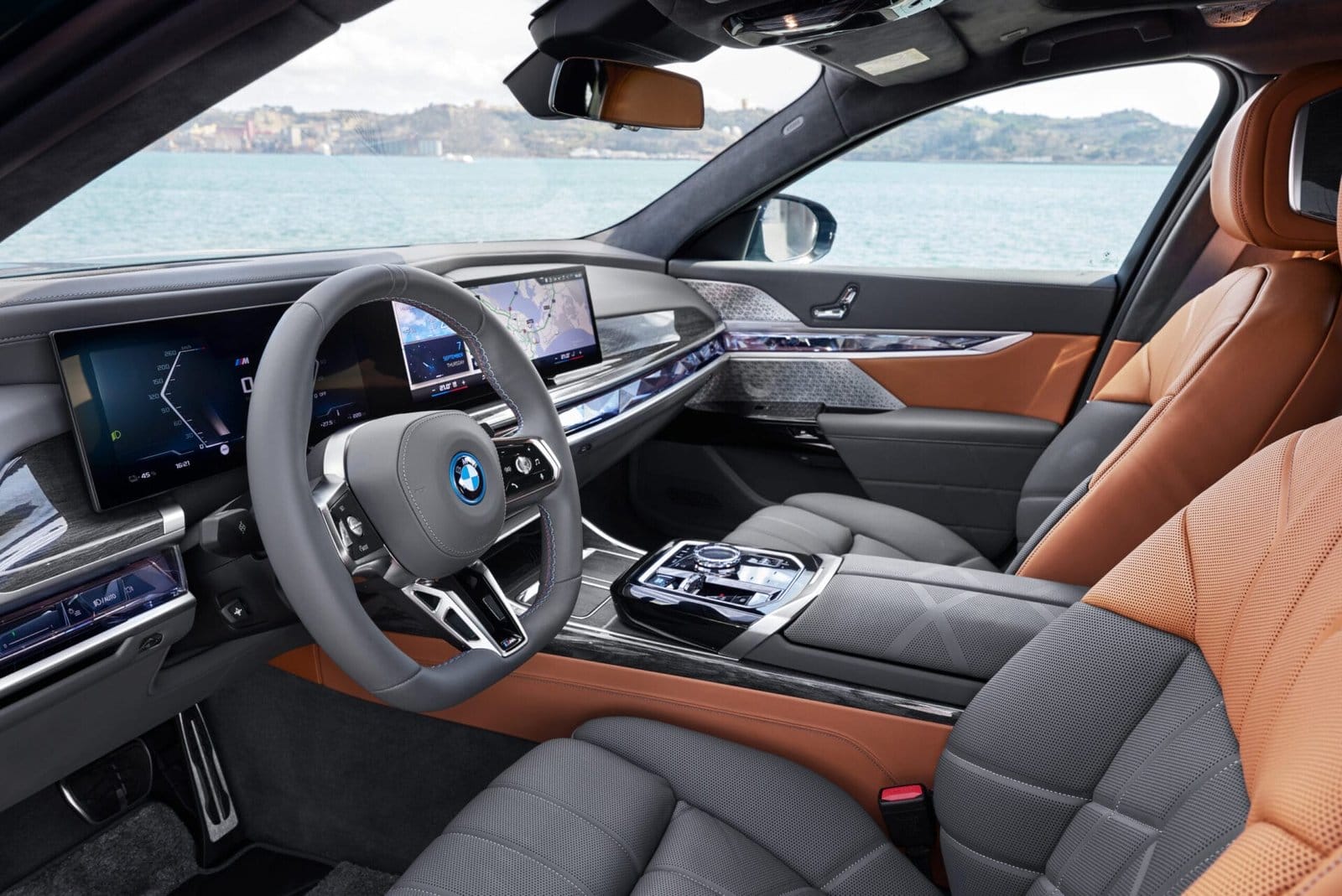 P90523240 highRes the bmw i7 m70 xdriv scaled