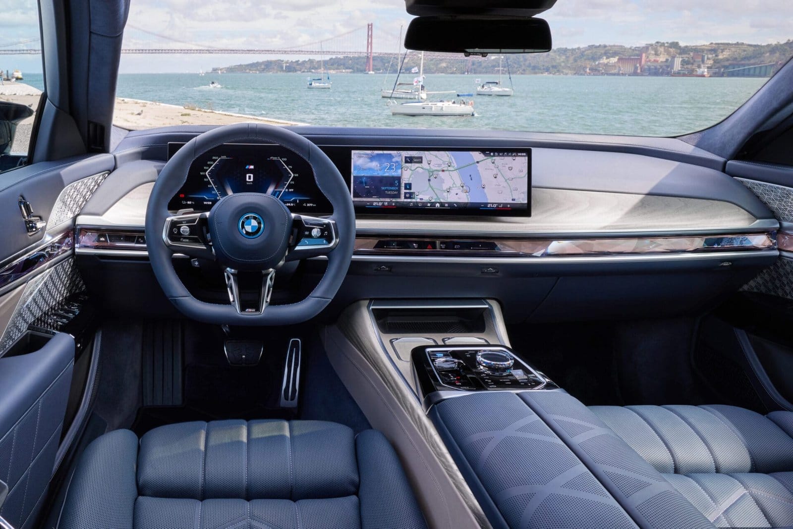P90523437 highRes the bmw i7 m70 xdriv scaled