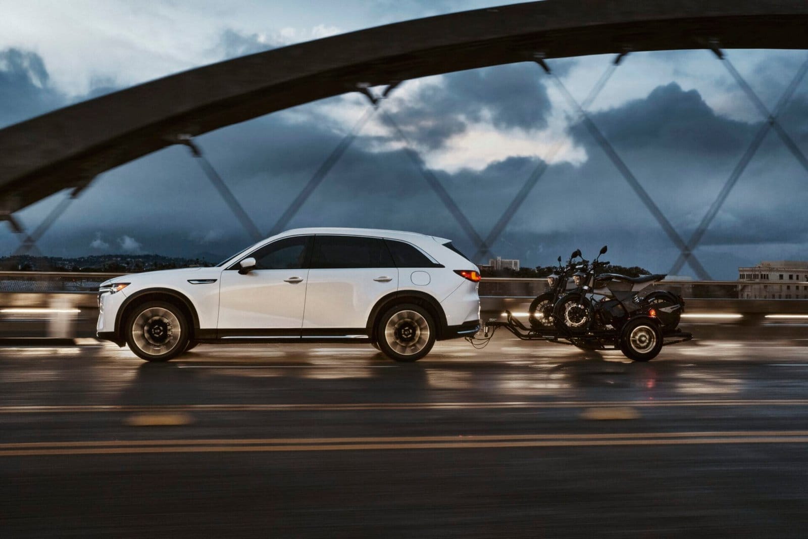 033 CX90 PHEV Towing Capability scaled