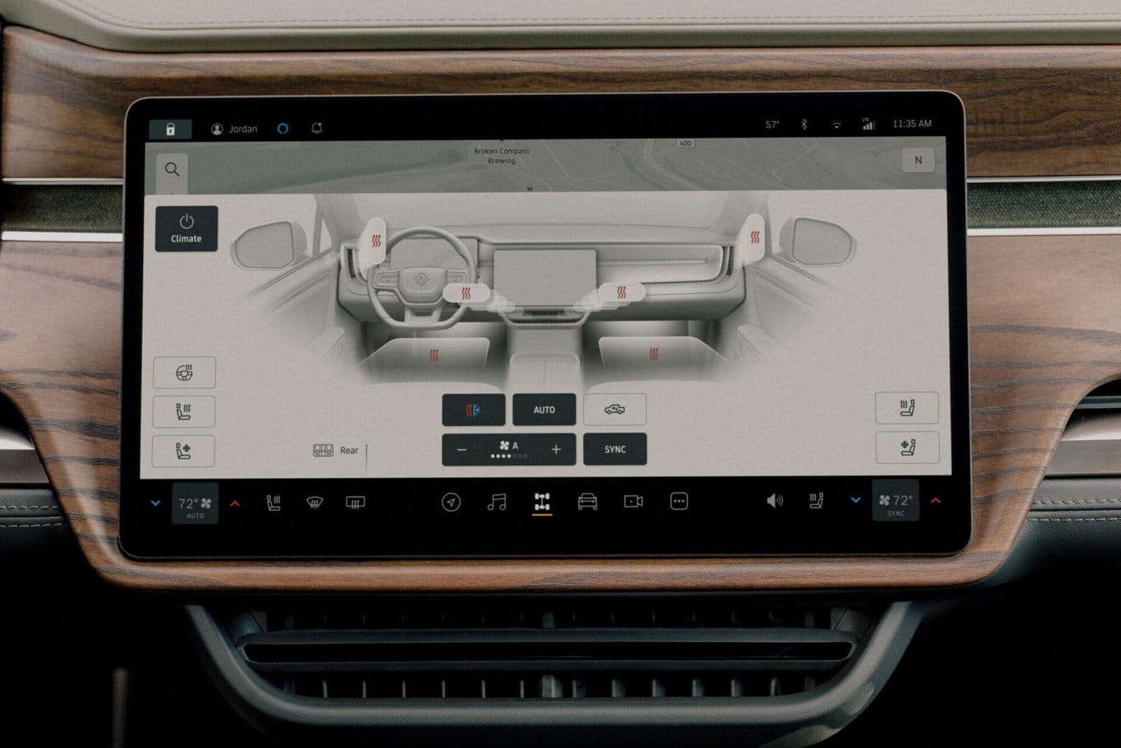 2022 Rivian R1T LE 02 scaled