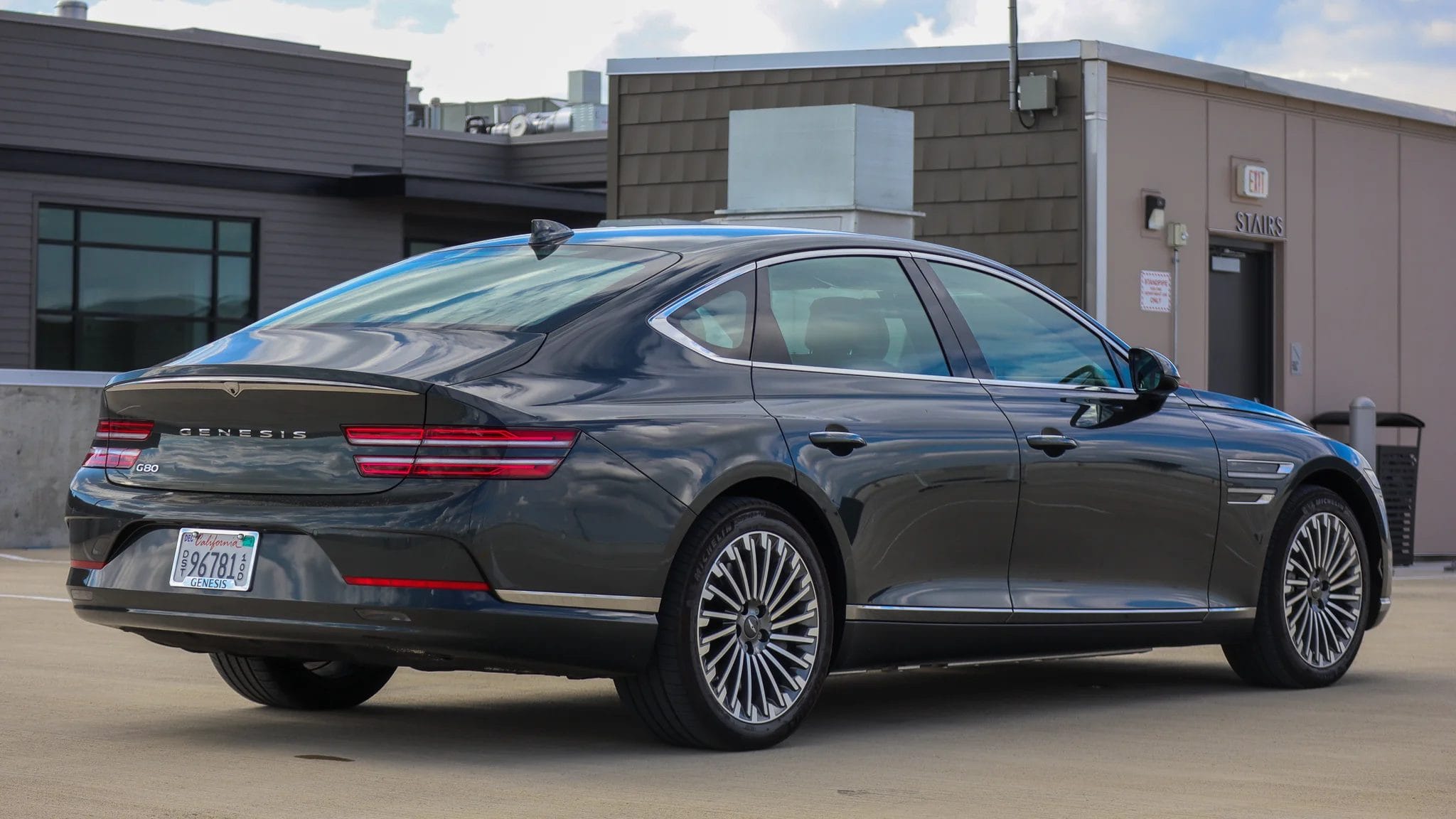 2023 Genesis Electrified G80 KW 5