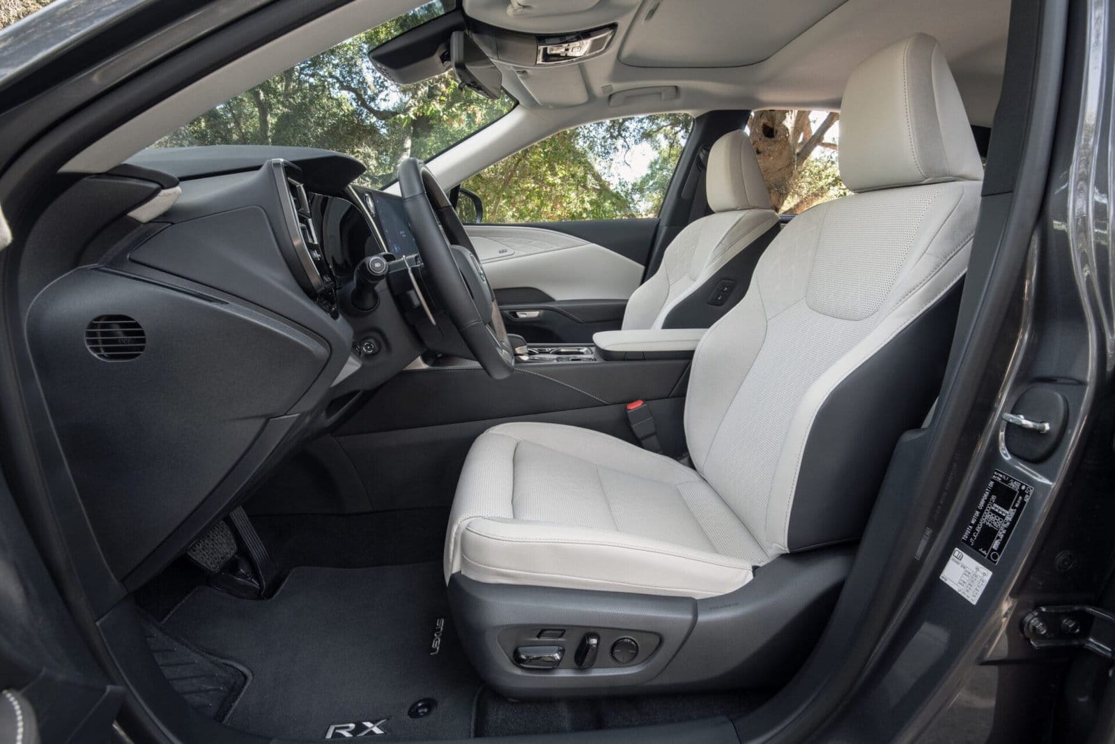 2023 rx 450h luxury phev cloudburst gray23 scaled