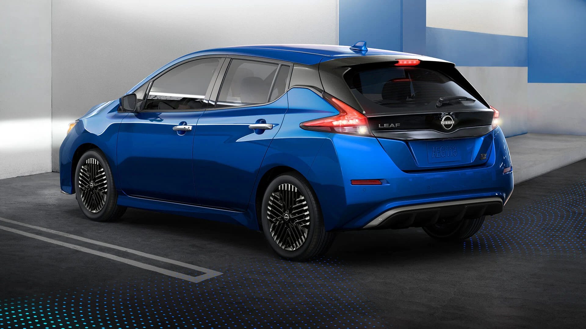 2024 nissan leaf blue exterior