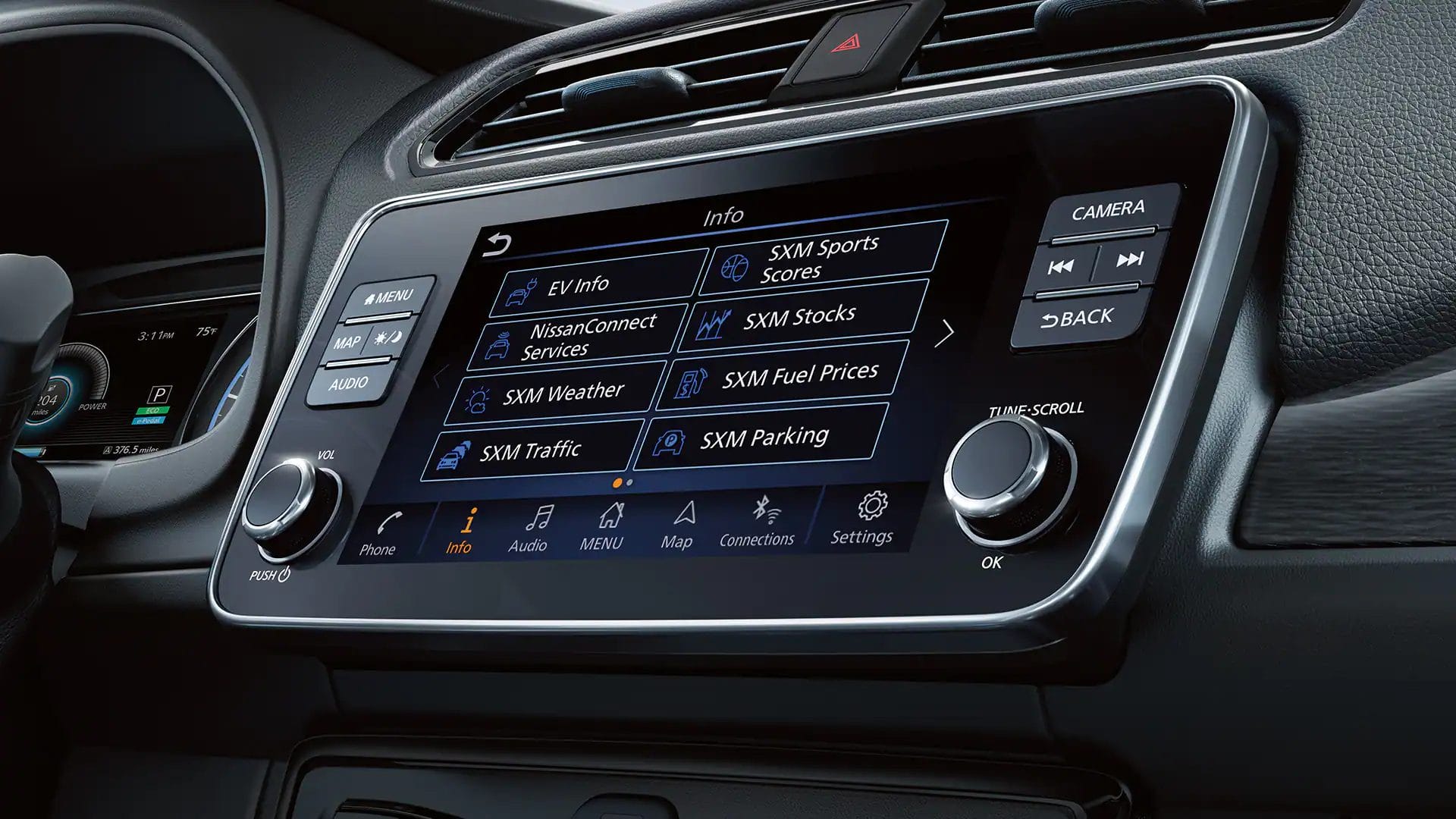 2024 nissan leaf touch screen showing nissanconnect ev services