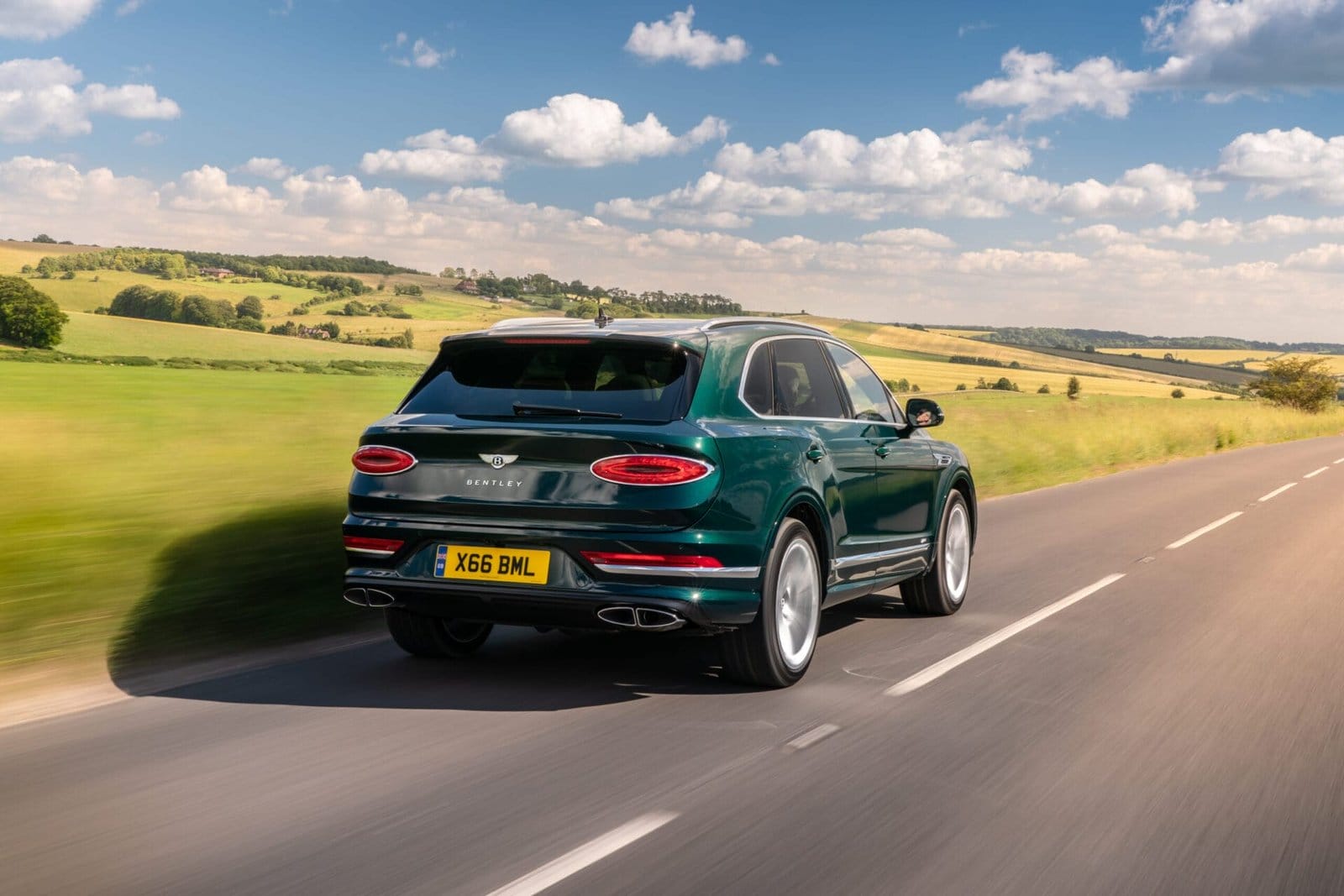 Bentayga Hybrid Viridian 6 scaled