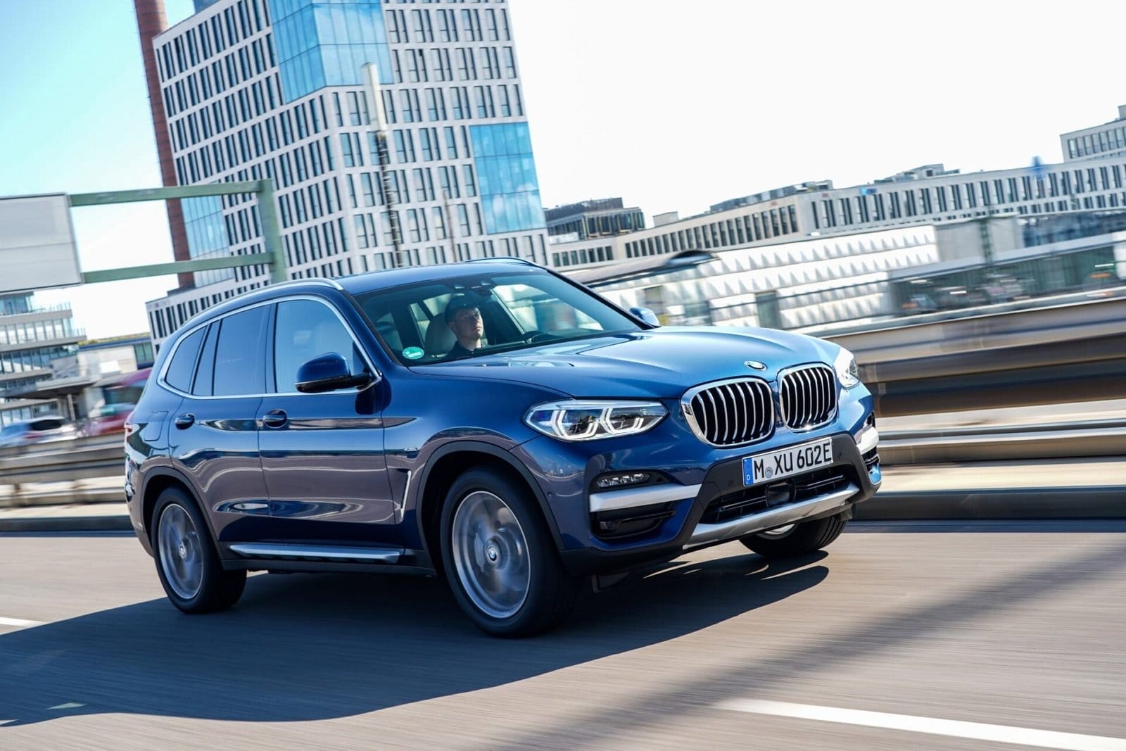 P90395766 lowRes the bmw x3 xdrive30e
