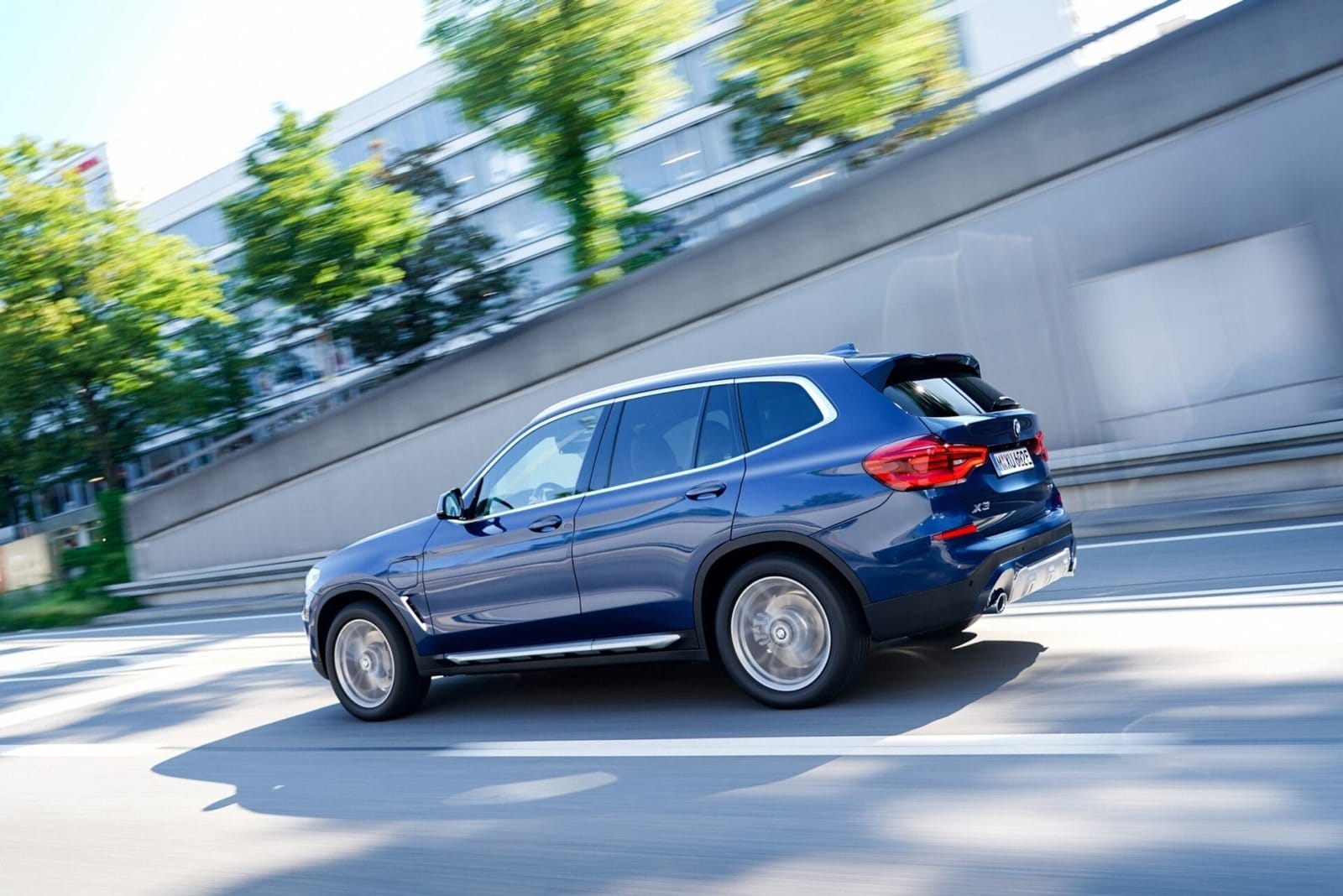 P90395767 lowRes the bmw x3 xdrive30e