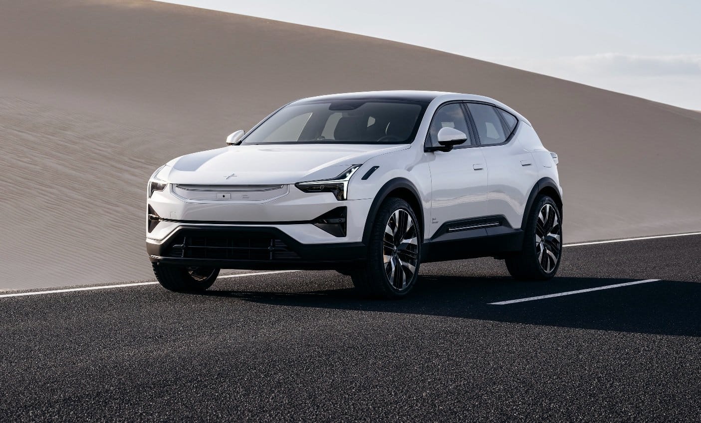 polestar 3 in desert