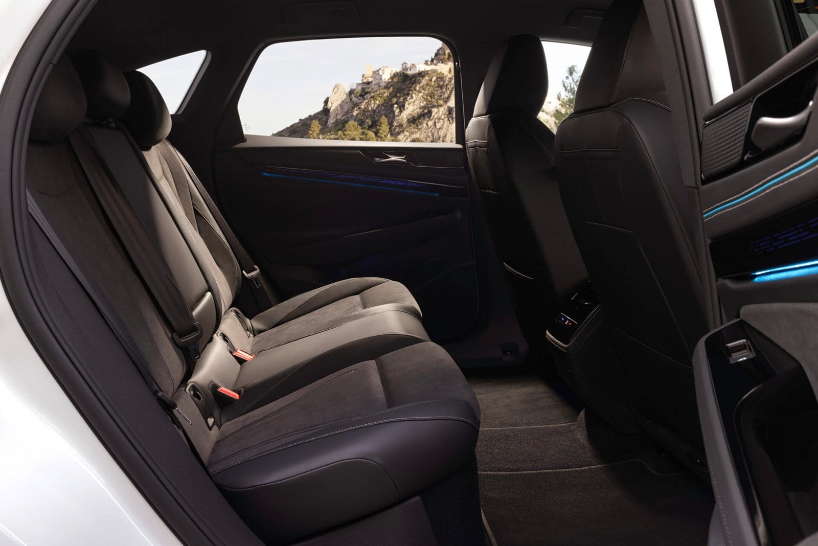 volkswagen id7 rear seats