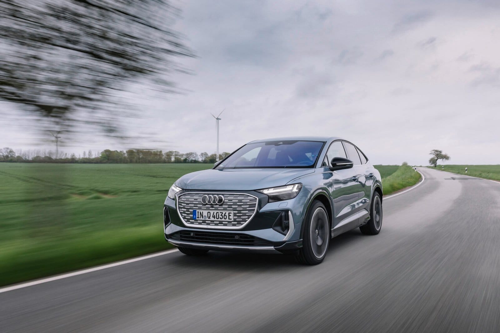 audi q4 etron electric vehicle country drive