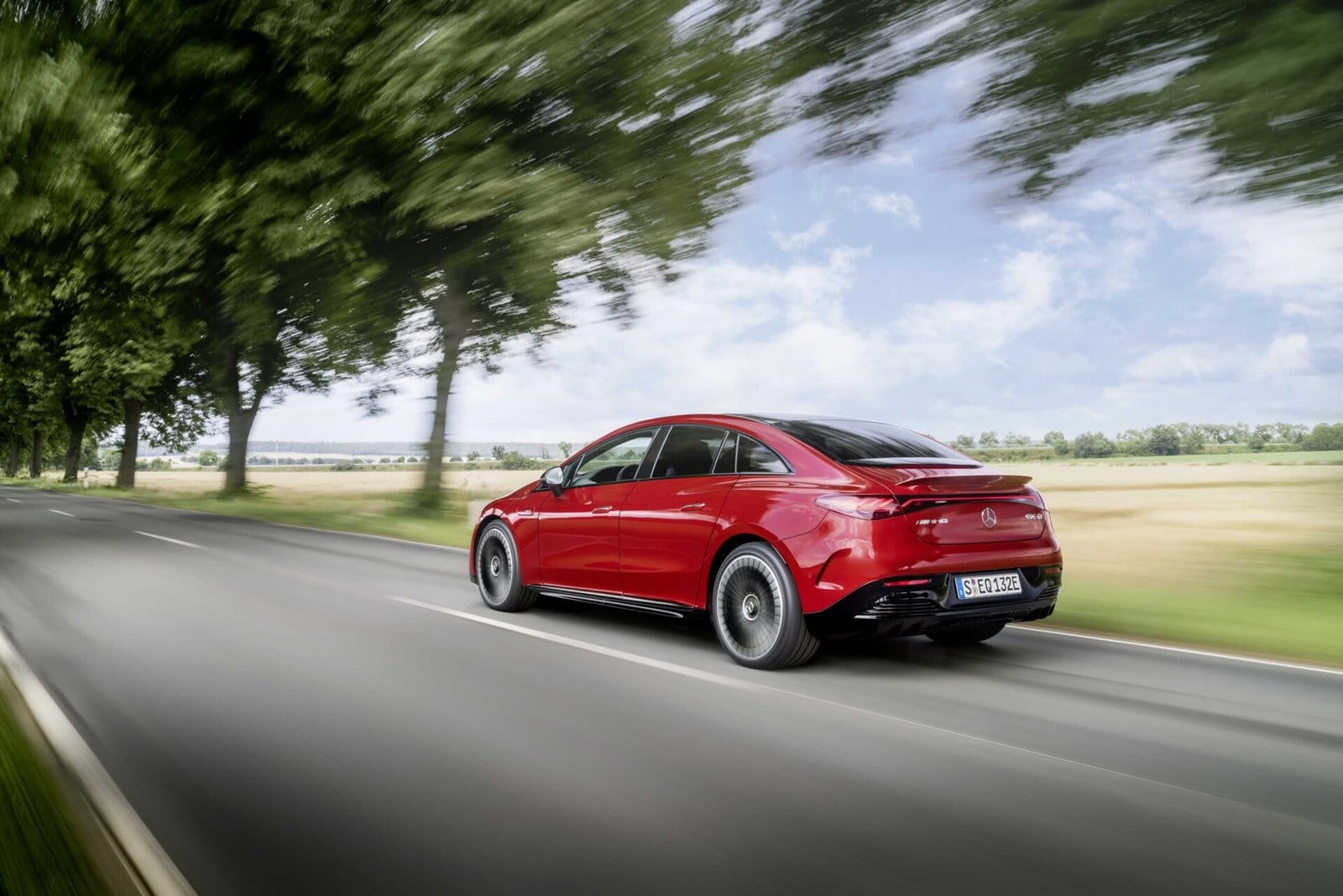 mercedes benz eqe sedan country drive