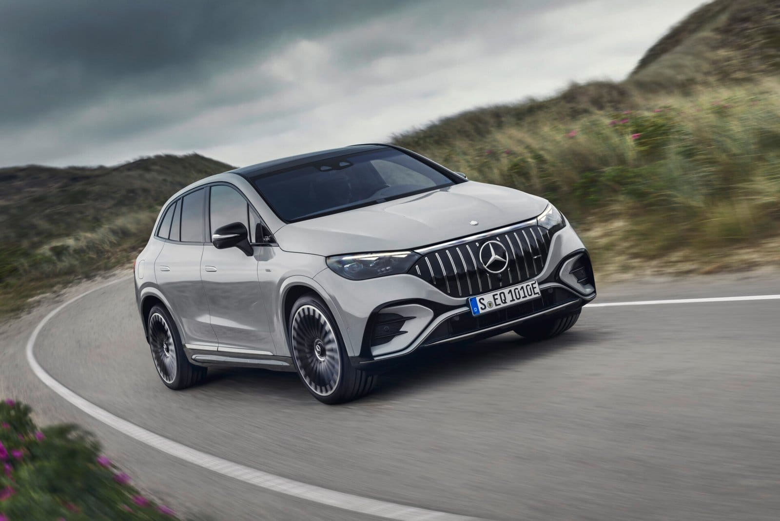 mercedes benz eqe suv electric vehicle coastal drive