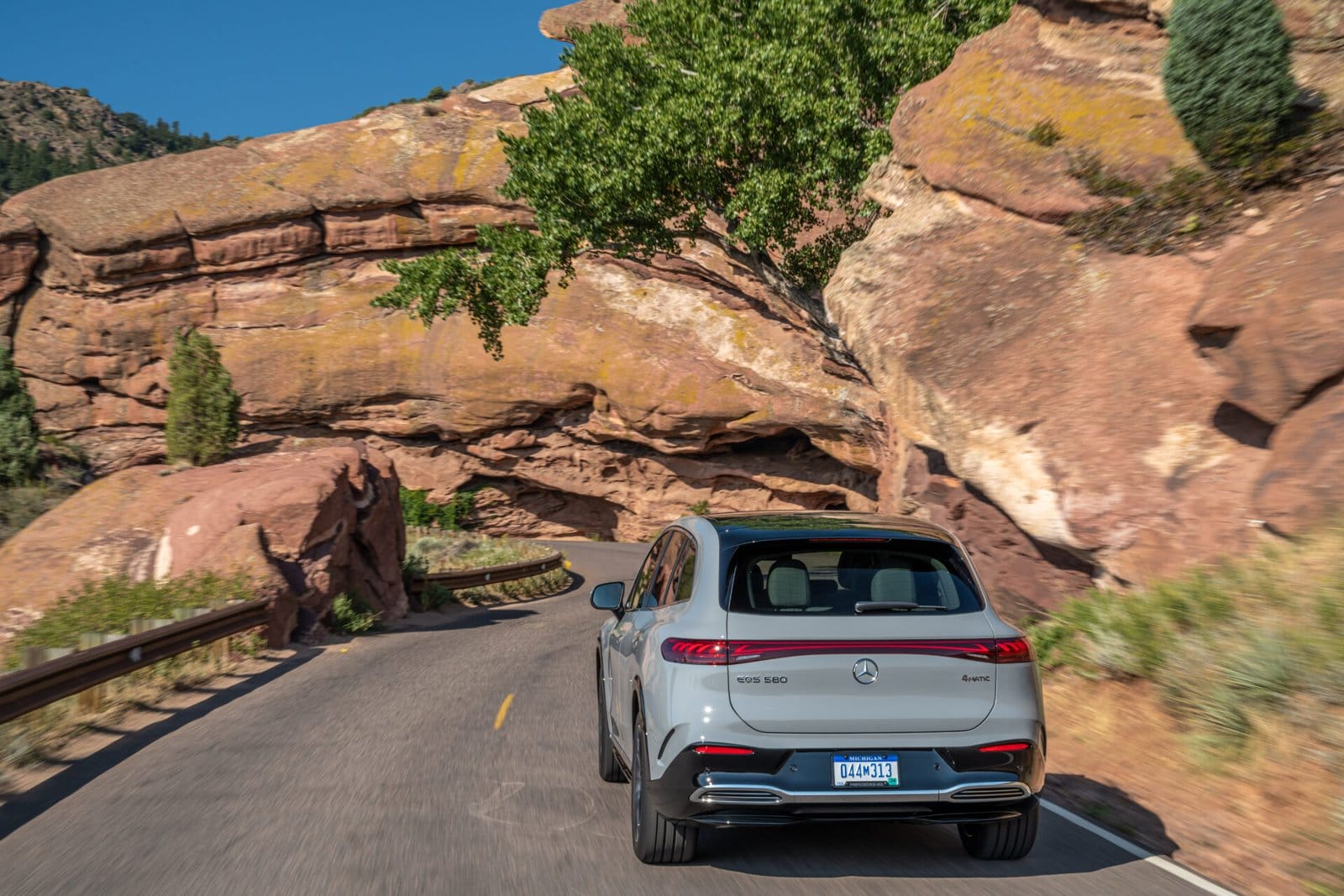 mercedes benz eqs suv rear road electric vehicle