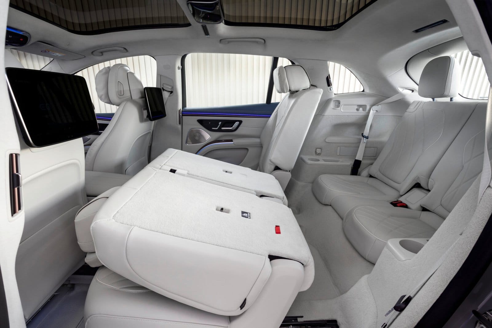 mercedes benz eqs suv rear seats electric vehicle