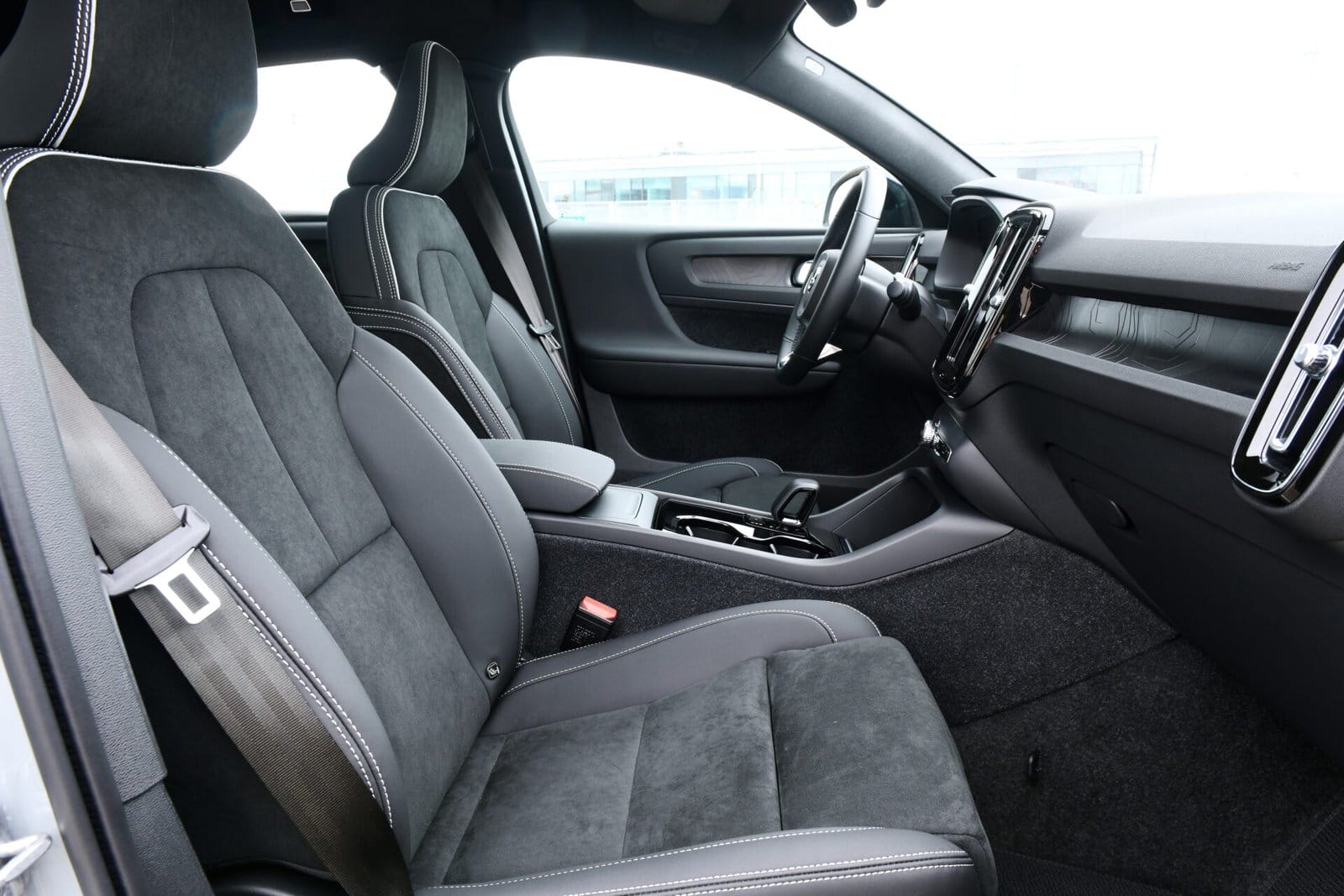 volvo c40 recharge electric vehicle front seats