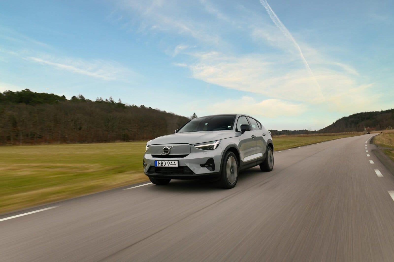 volvo c40 recharge electric vehicle open road