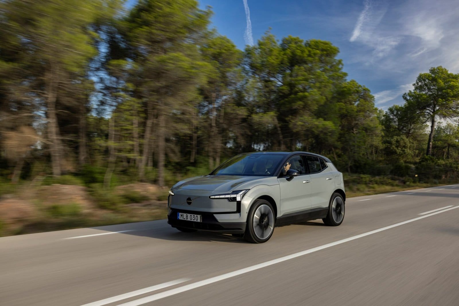 volvo ex30 electric vehicle forest drive