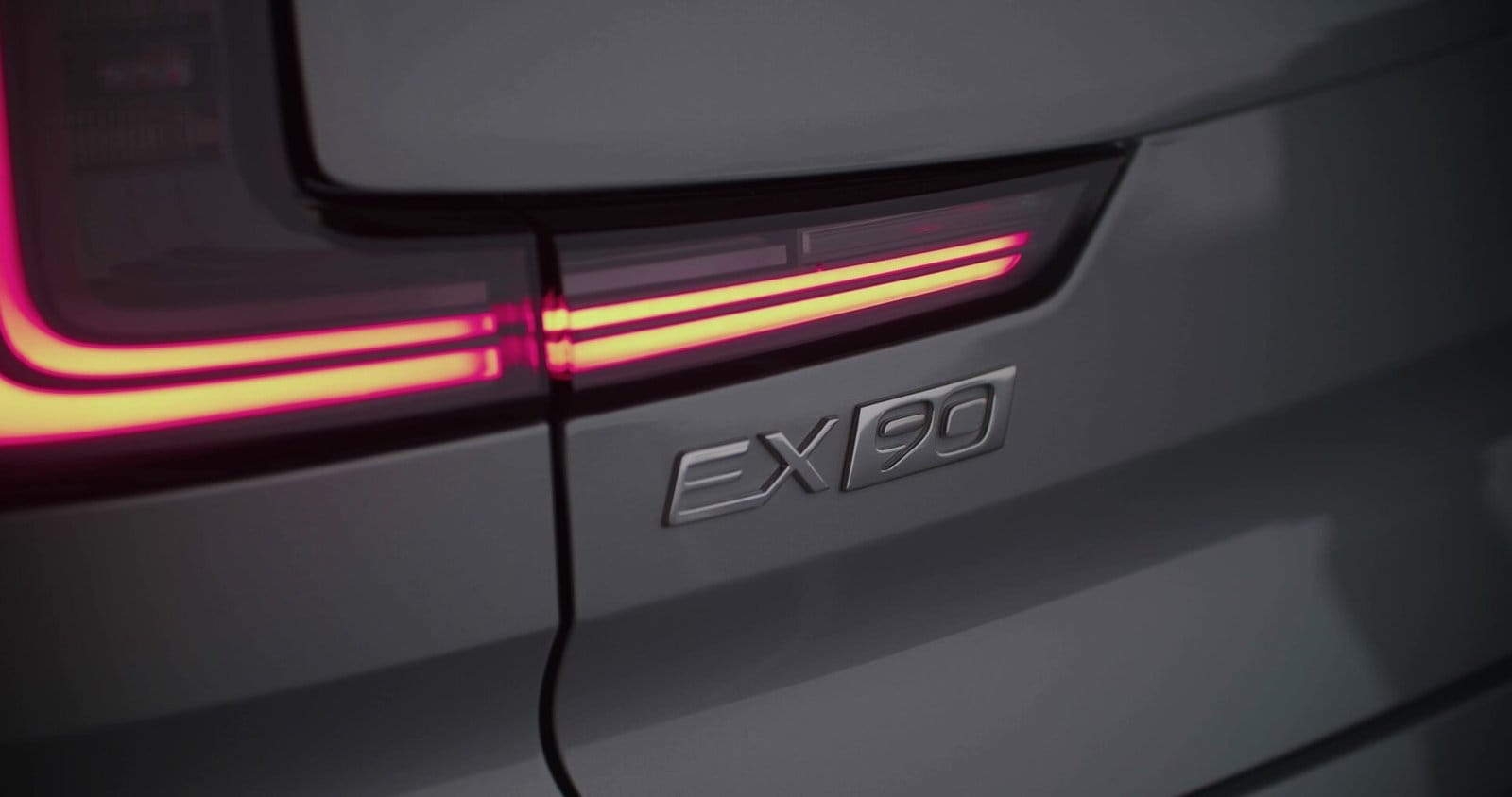 volvo ex90 electric vehicle taillight