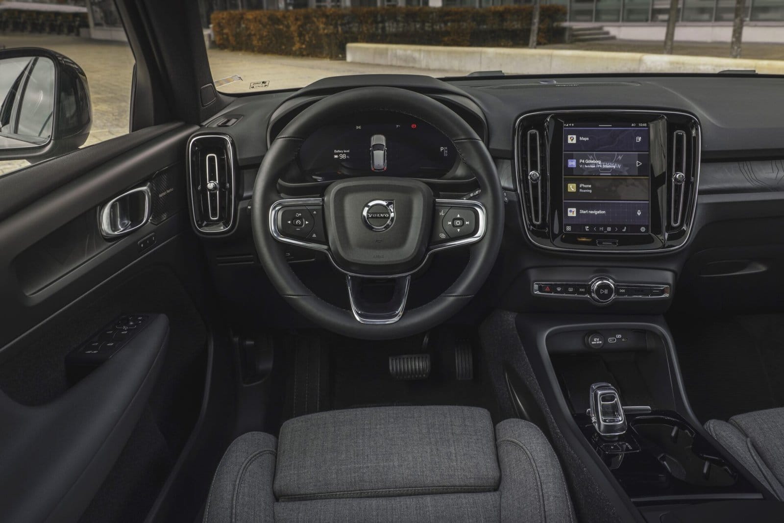 volvo xc40 recharge electric vehicle interior dashboard