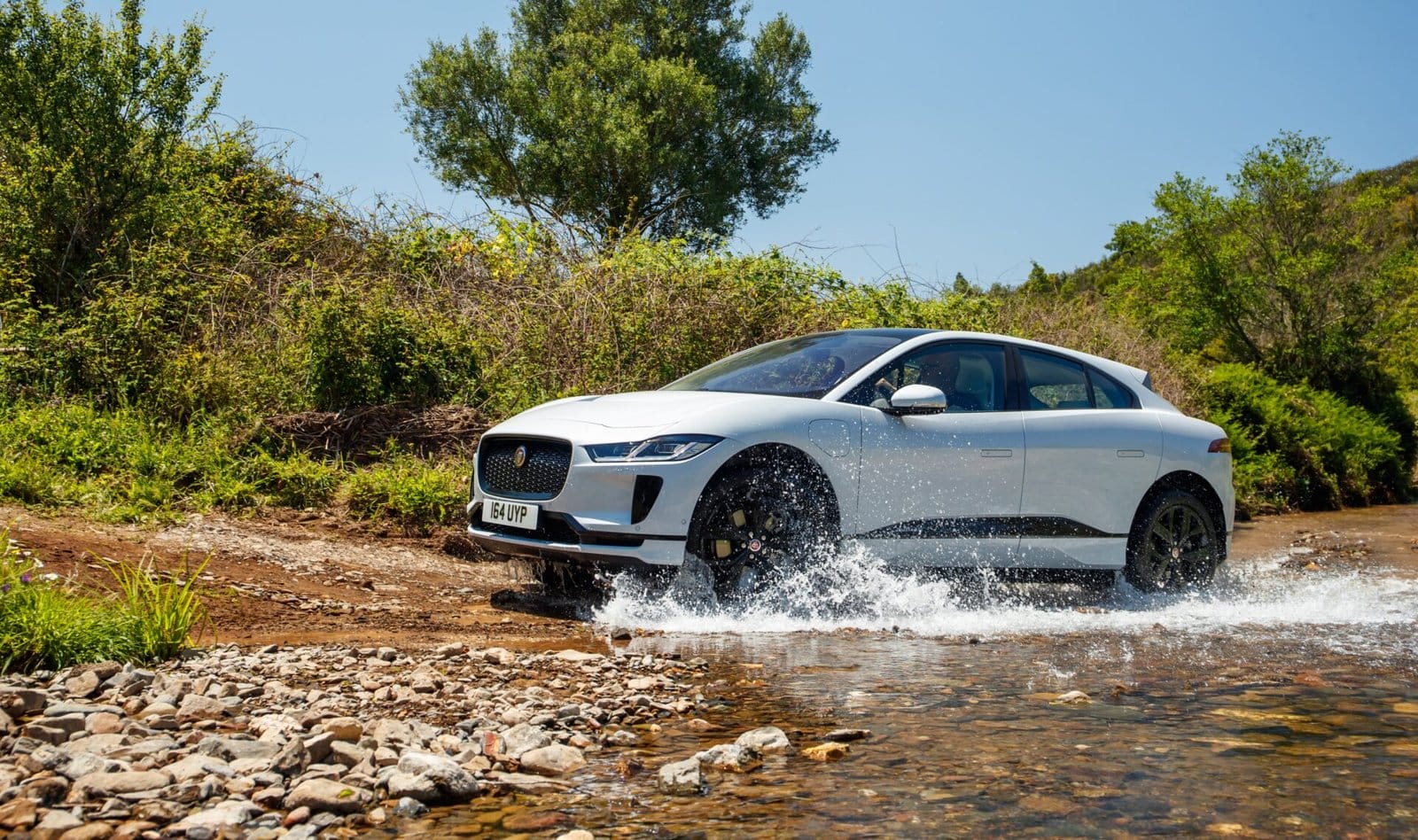 jaguar i pace white offroad stream