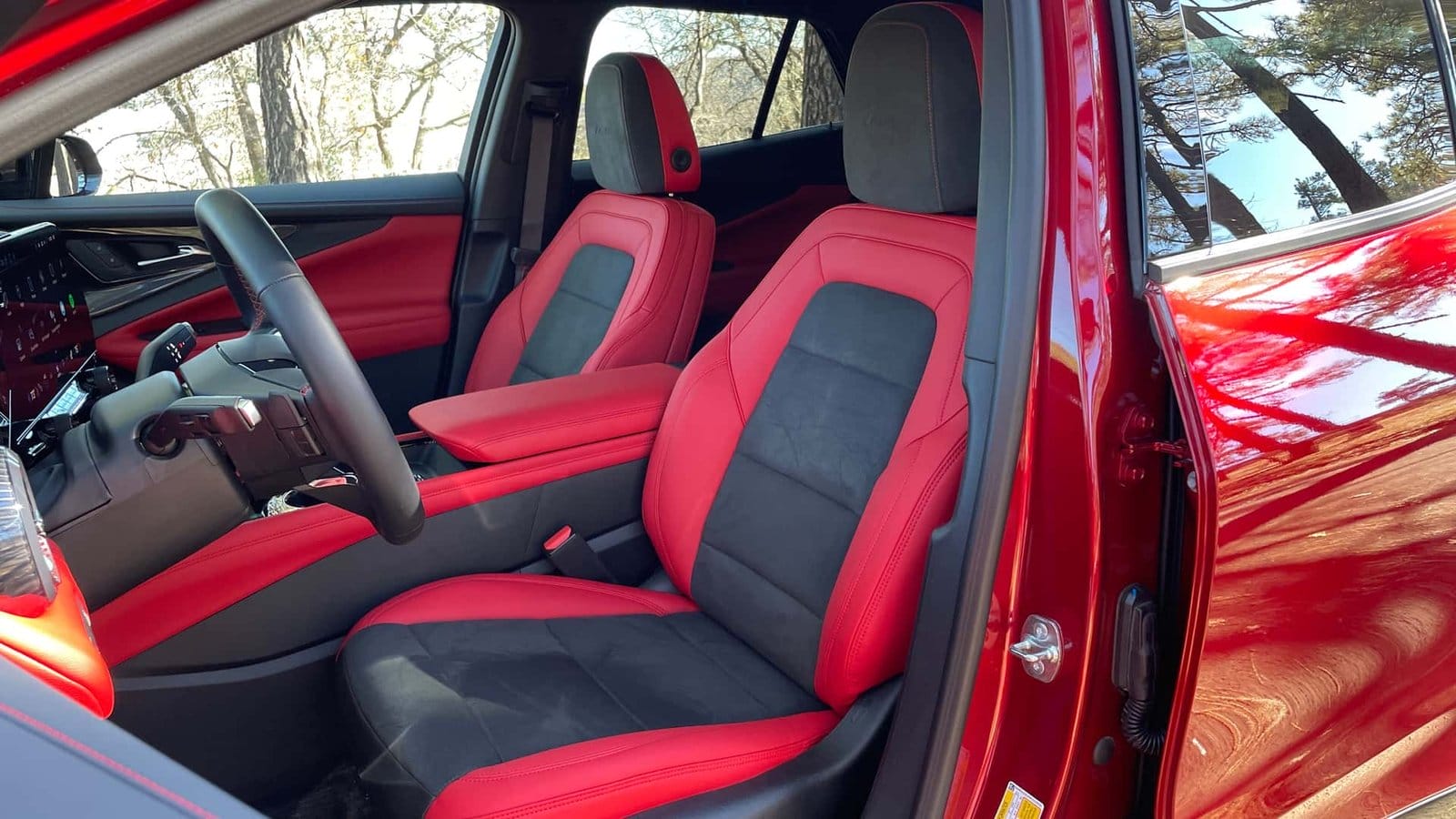 2024 chevrolet blazer ev interior front seats