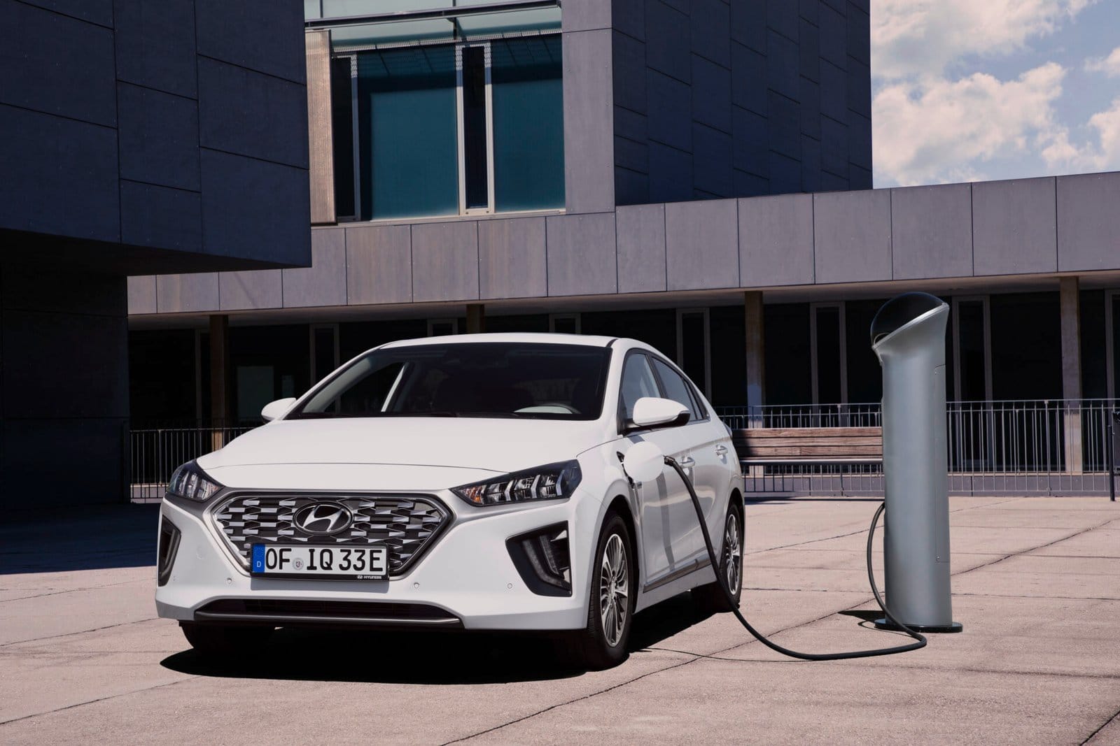 hyundai ioniq electric vehicle charging station