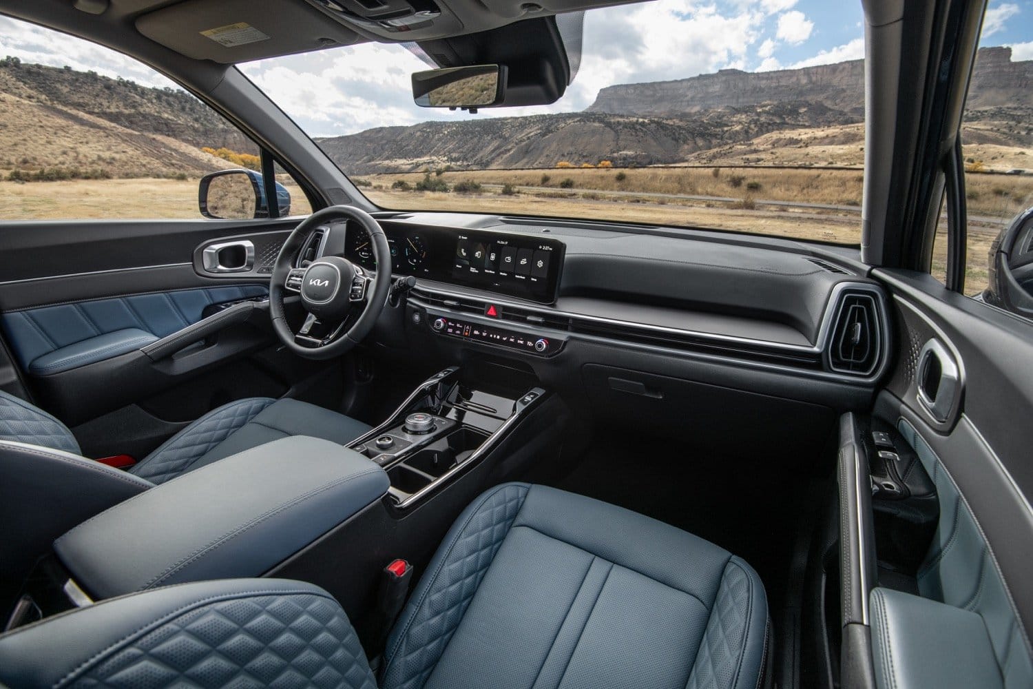kia sorento phev electric vehicle interior