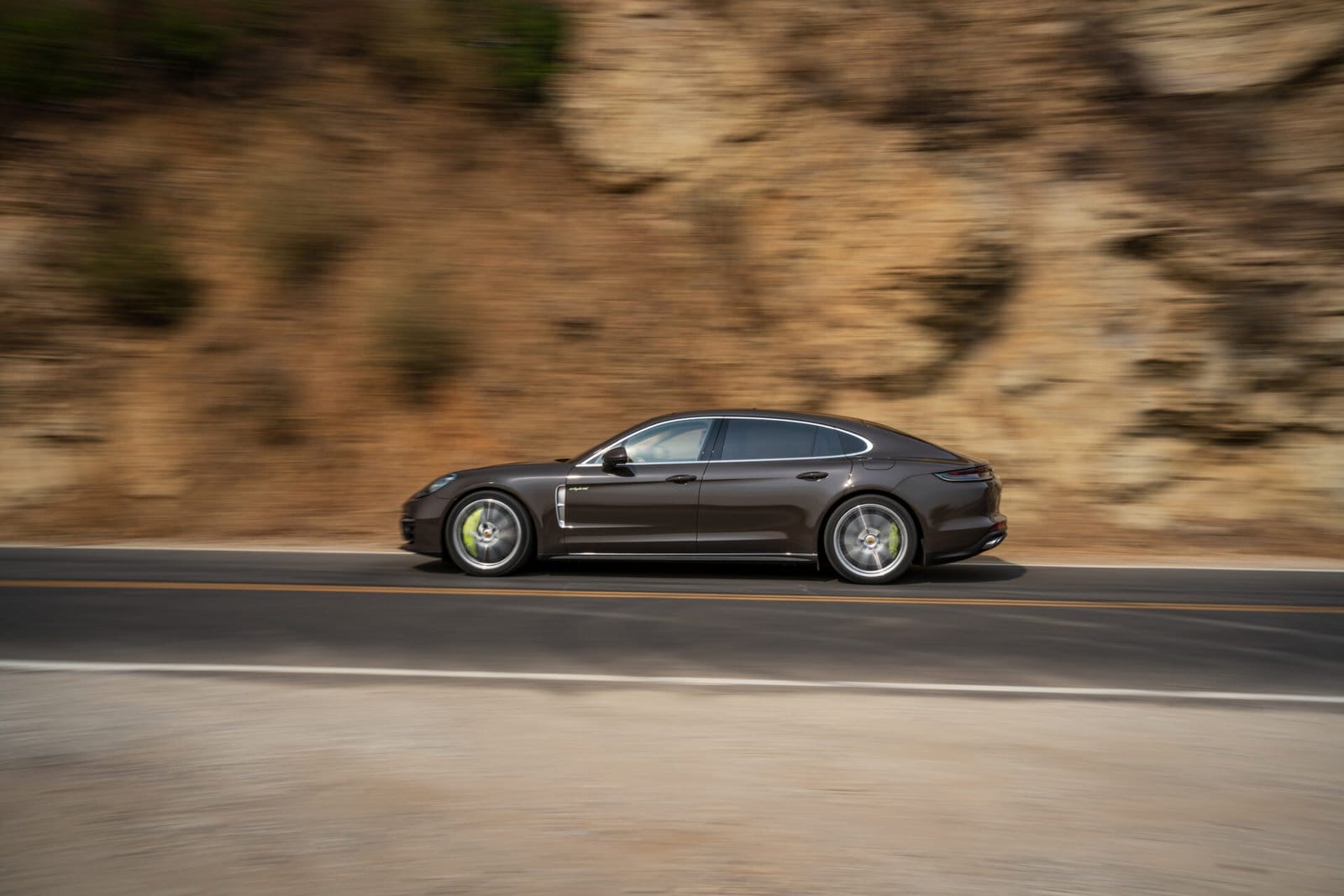porsche panamera e hybrid electric vehicle road speed