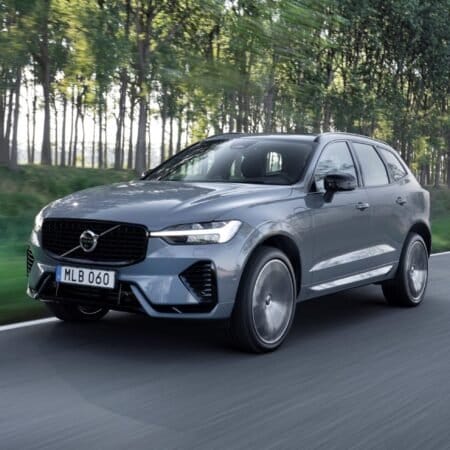 volvo xc60 recharge electric vehicle driving