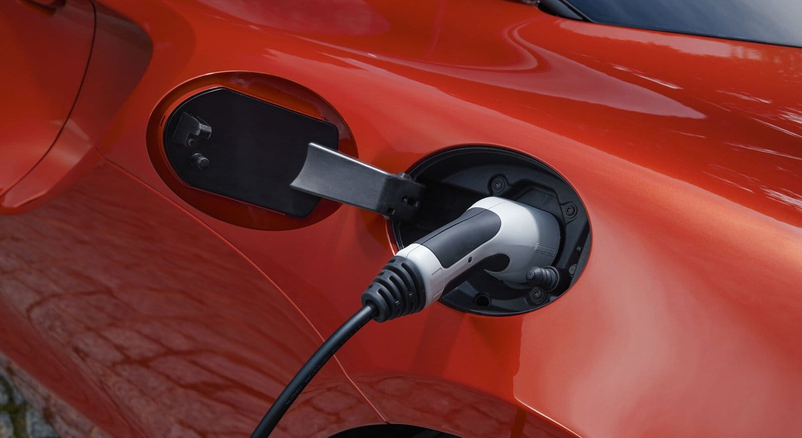 mclaren artura electric vehicle charging port