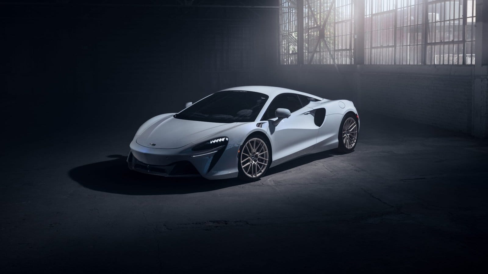 mclaren artura electric vehicle studio lighting