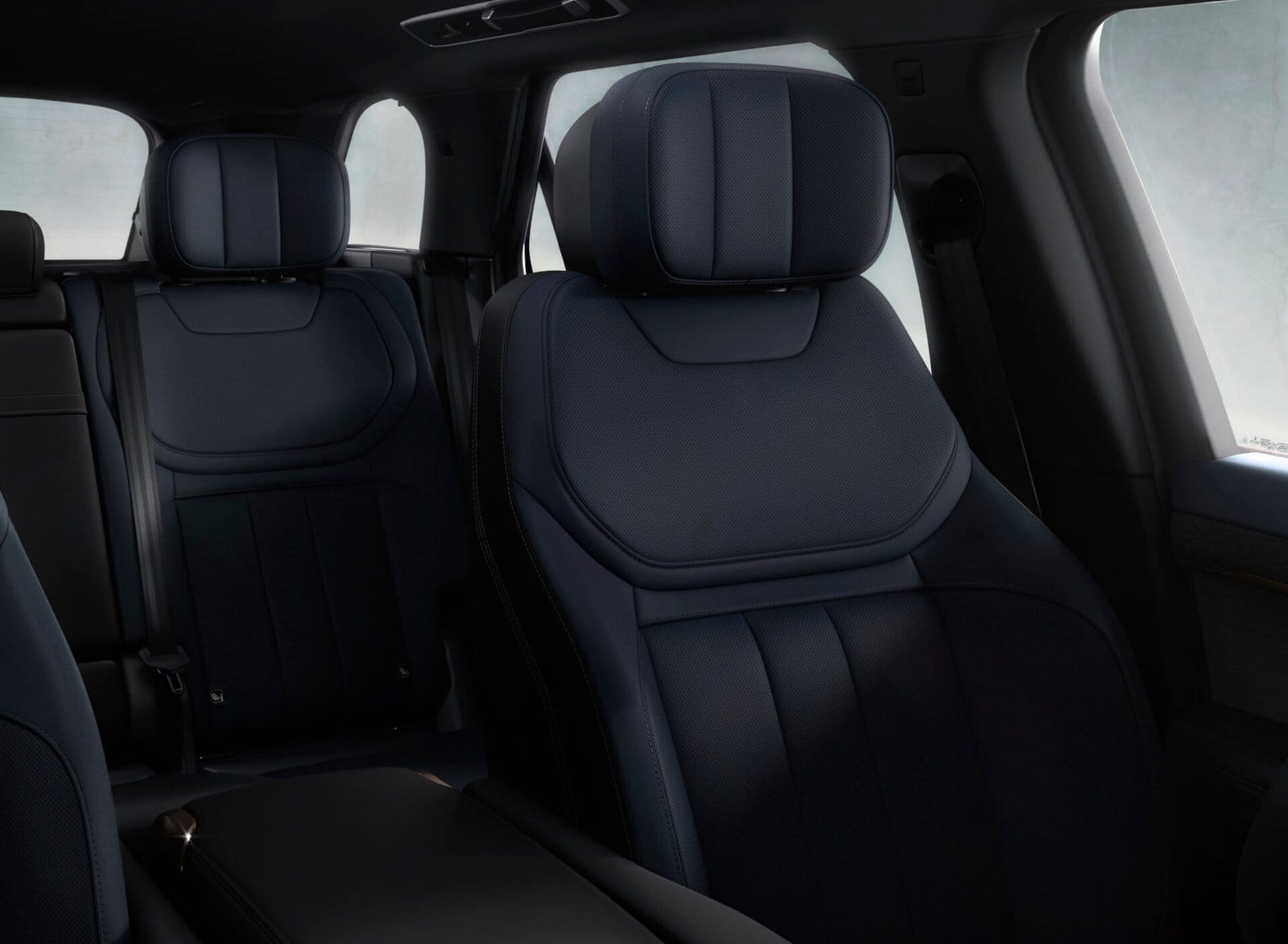 navy leather seats land rover range rover sport PHEV